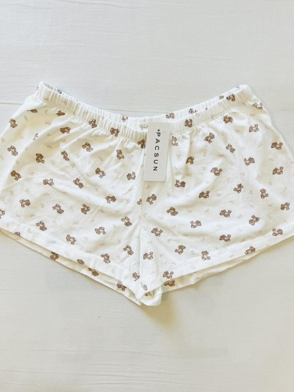BNWT Brandy Melville-John Galt Brown Teddy Bear Pink Ribbon White Emery Shorts